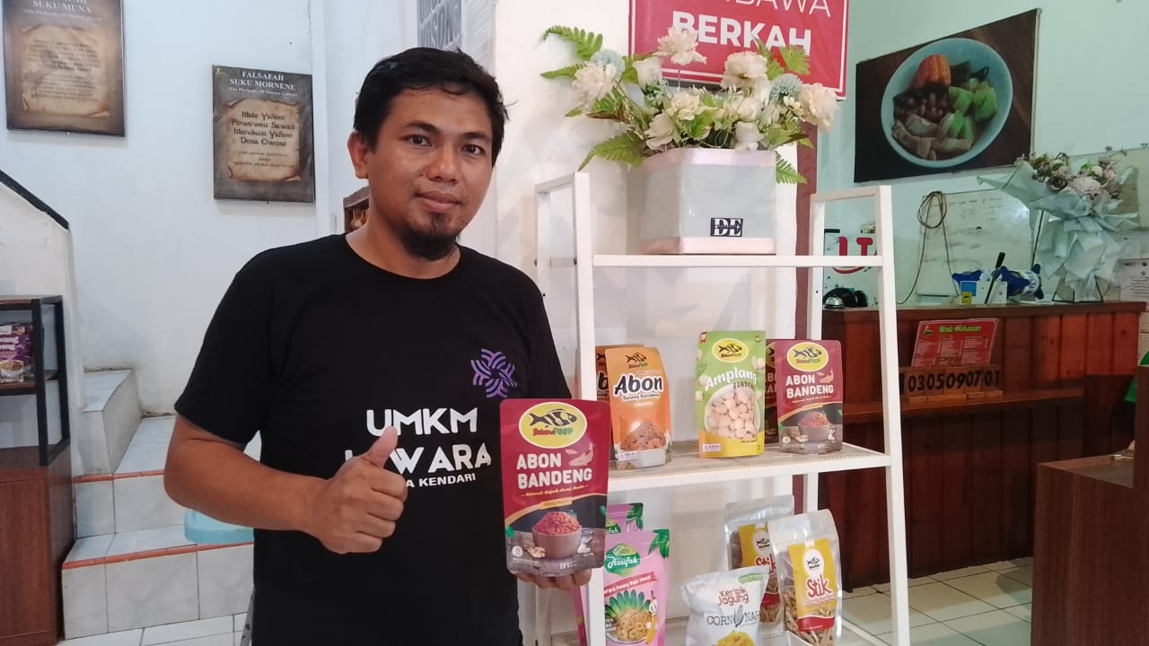 Owner Bebek Gurih Sulawesi Berbagi Tips Sukses Membangun Bisnis Kuliner. Foto: Ist.