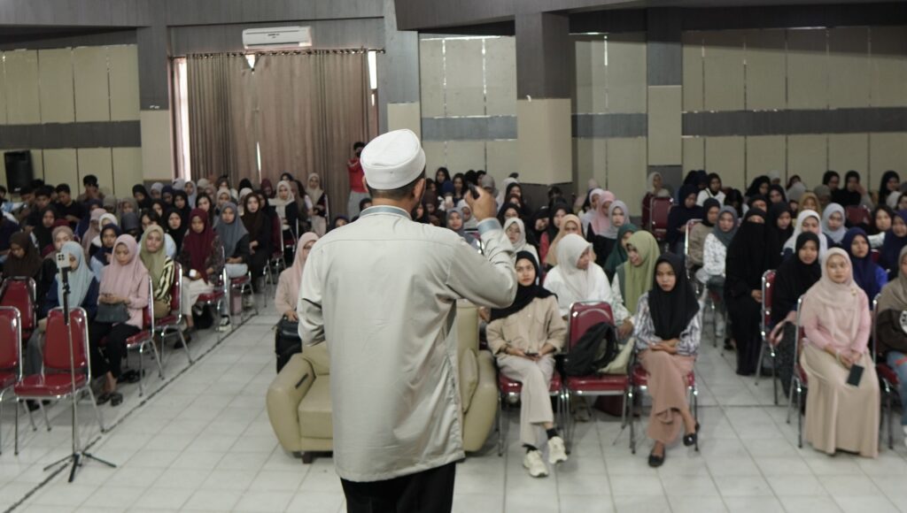 WhatsApp-Image-2026-02-24-at-08.33.31-1024x580 Dorong Jiwa Wirausaha, Owner Agrowisata California: Generasi Muda Harus Jeli Melihat Peluang Bisnis