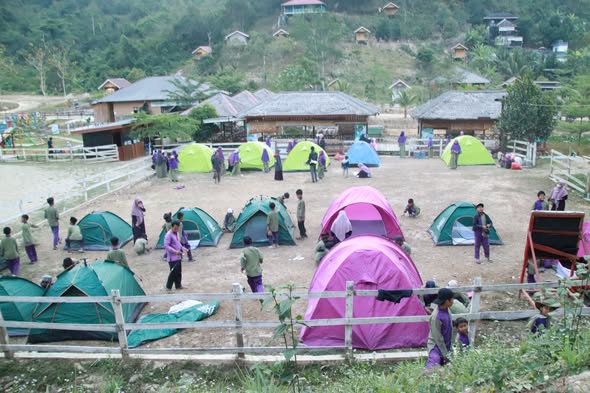 864661017_122317579316064036_4361122921250527191_n Siswa STP Khoiru Ummah Kendari Ikuti Rihlah Ilmiah dan Camping Edukatif di Agrowisata California